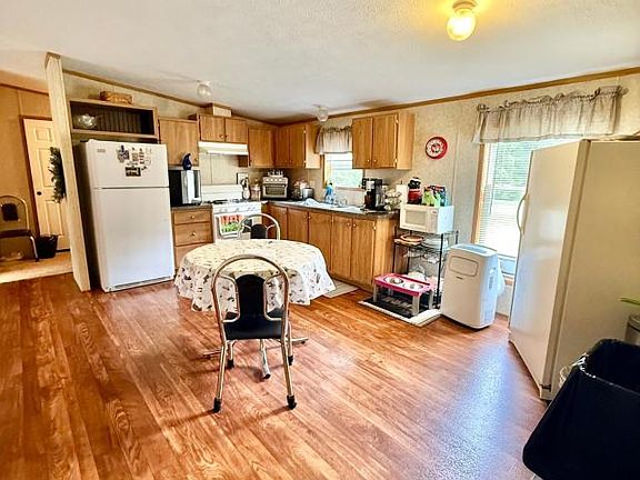 4th image of 661 Scranton Hollow Rd