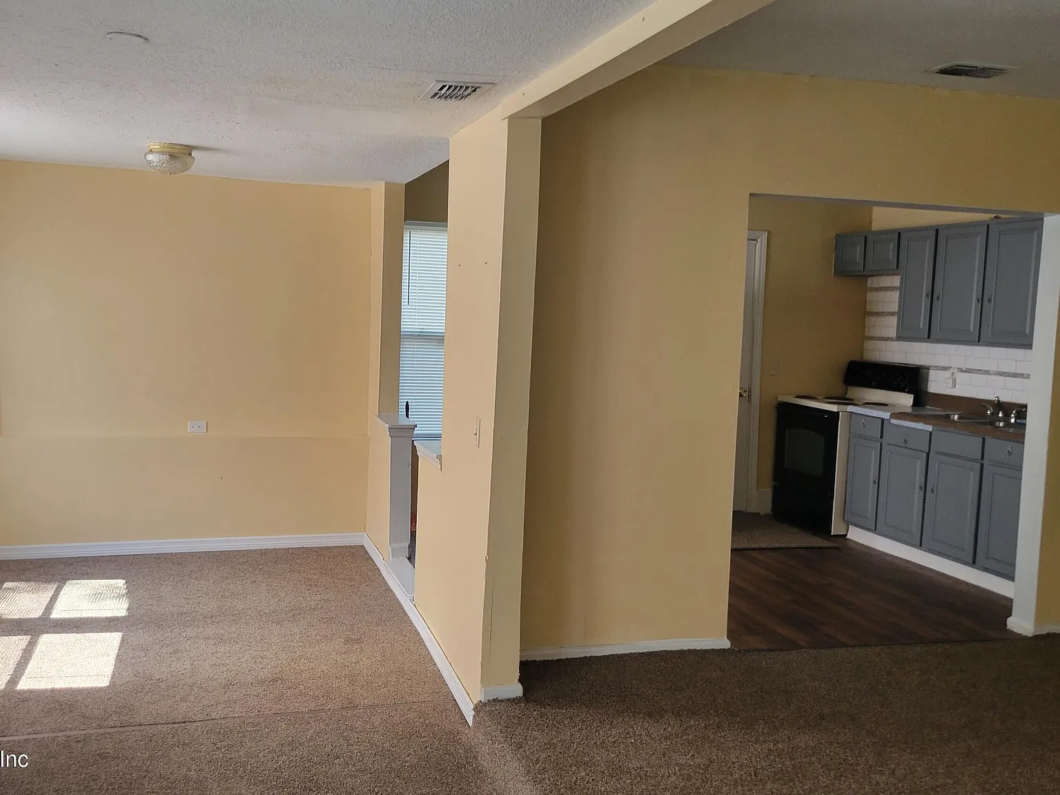 4 bed, 1.5 bath, 1290 sqft, $1,500 — Photo 4