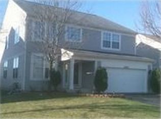 2293 Halsted Ln, Aurora, IL 60503