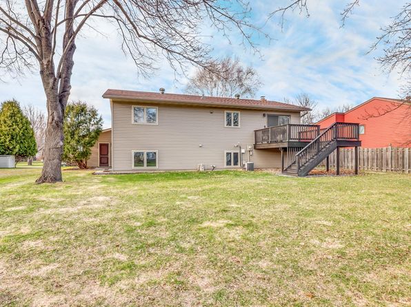 1514 39 1/2 Ave S, Fargo, ND 58104