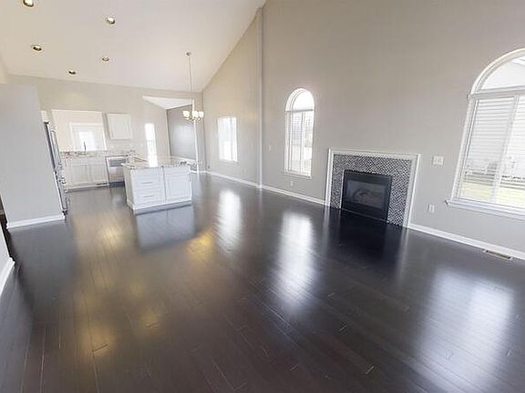 5th image of 7812 Thornhill Dr