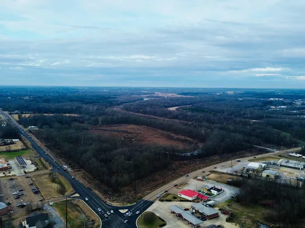 217 Weisenberger Rd, Madison, MS 39110