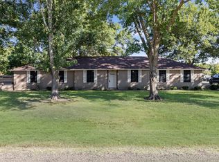 113 Hackberry St, Red Oak, TX 75154