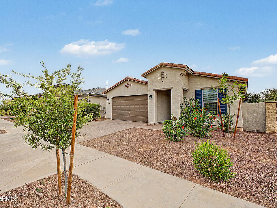 1st image of 12364 N 174TH Lane