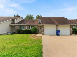 325 Vista Ct UNIT H, Minooka, IL 60447