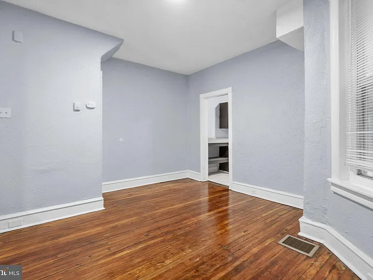 1619 S Conestoga St — Photo 12