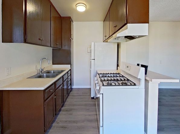 18520 Prairie St APT 32