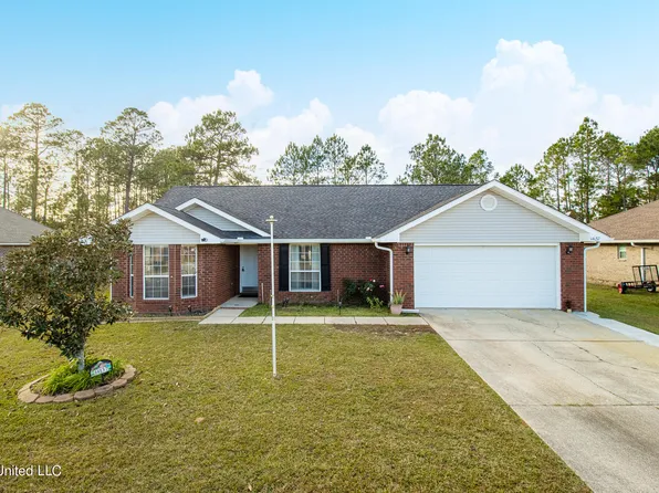 14137 Saddie St, Diberville, MS 39540