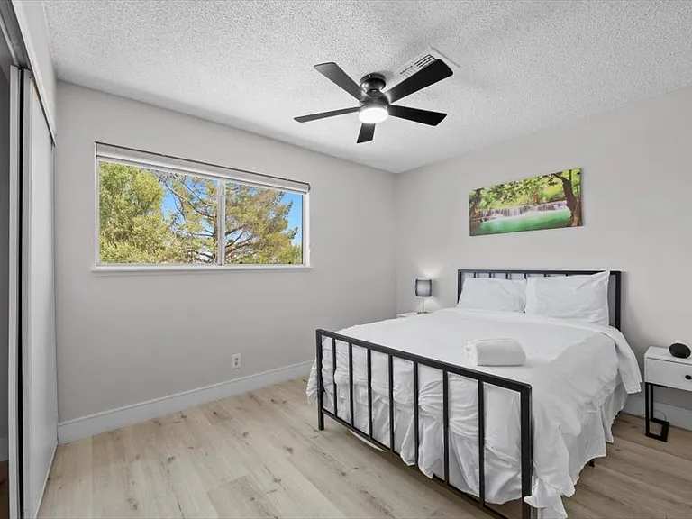 3618 Redwood St — Photo 35