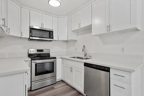 6535 Fulton Ave Photo 1
