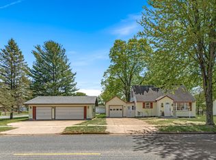 308 20th Ave W, Menomonie, WI 54751