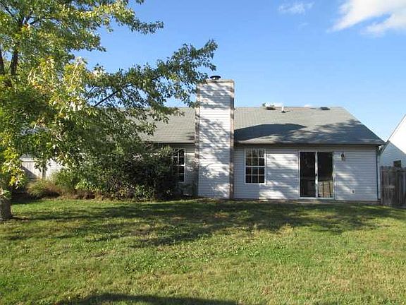 2nd image of 47 Lake Dr S