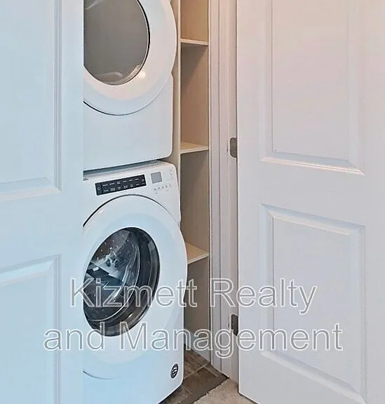 735 Allard Blvd SW #22 — Photo 28