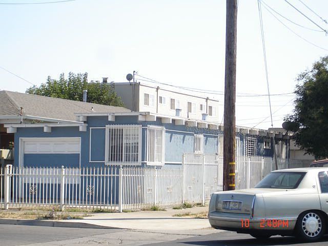 1st image of 300 S 5th St