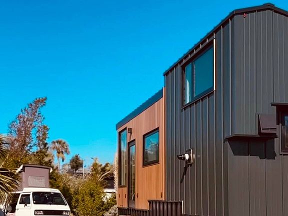2nd image of 1119 Periwinkle Way #172