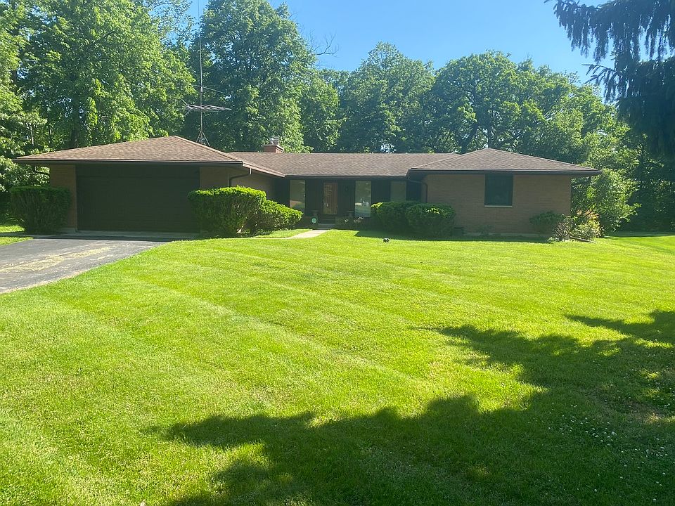 1st image of 36W527 Oak Hill Dr