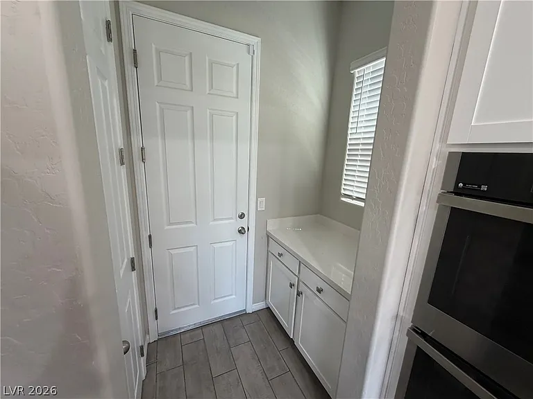 63 Barton Bay Ave — Photo 18