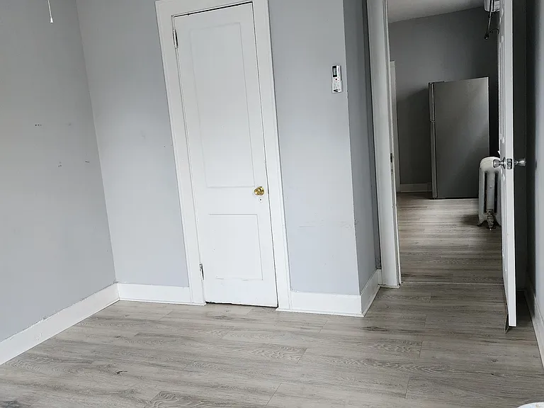 165 Oliver Ave #1F — Photo 2