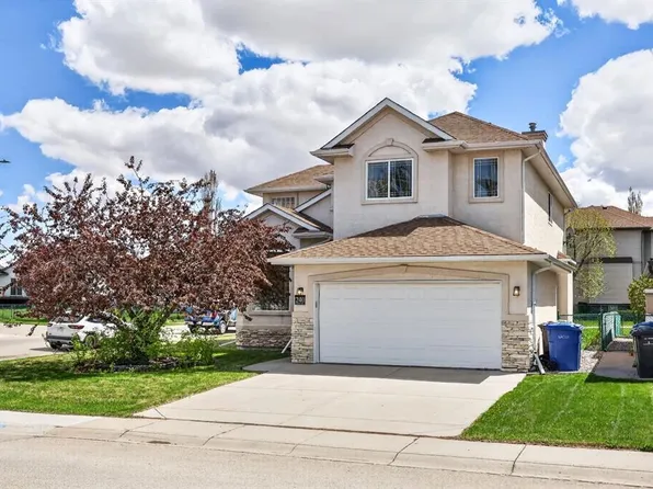 240 NW Cove Dr, Chestermere, AB T1X 1E5