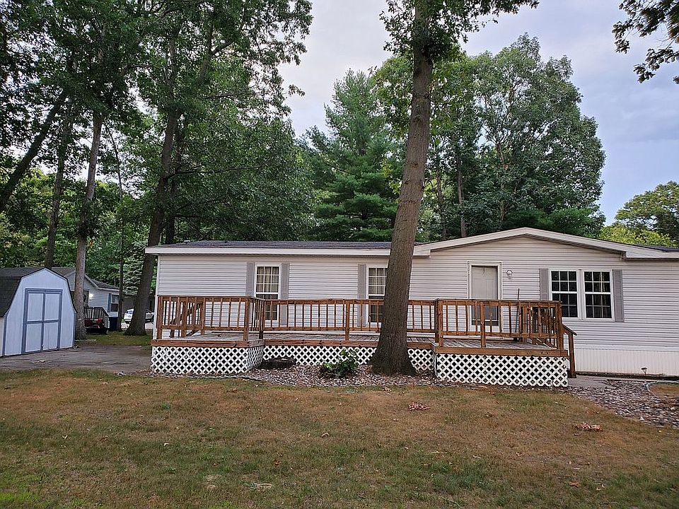 1st image of 14443 Stillwater Dr