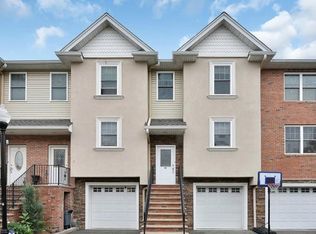 37 Michael Ln, Wallington, NJ 07057