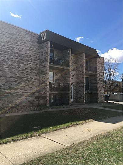 2nd image of 815 E 38th Pl APT D2