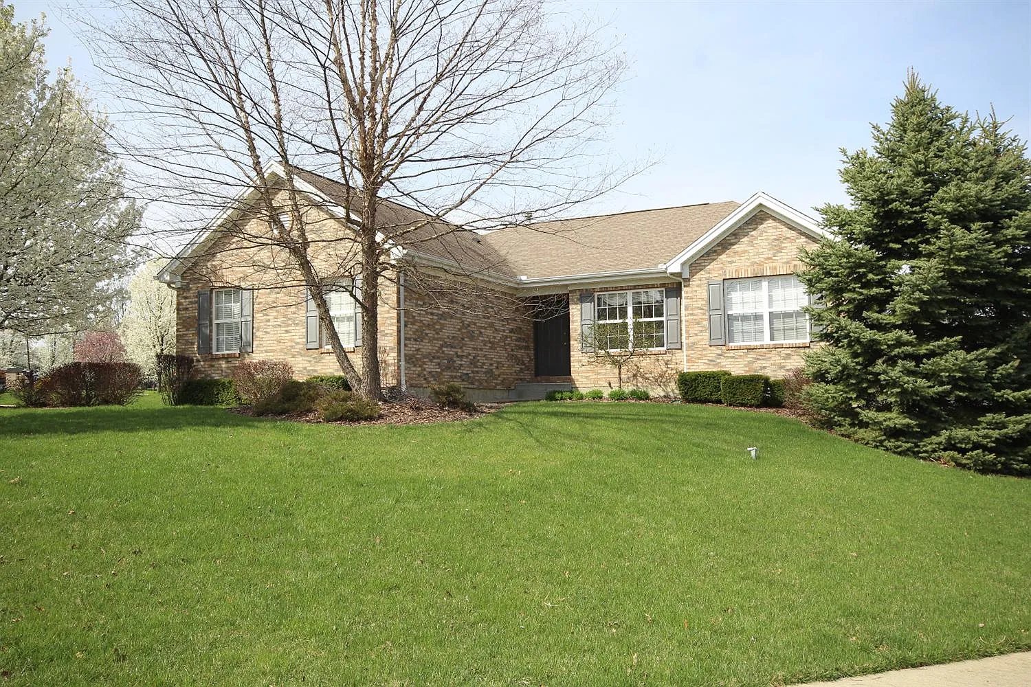 800 Hogrefe Rd photo 1