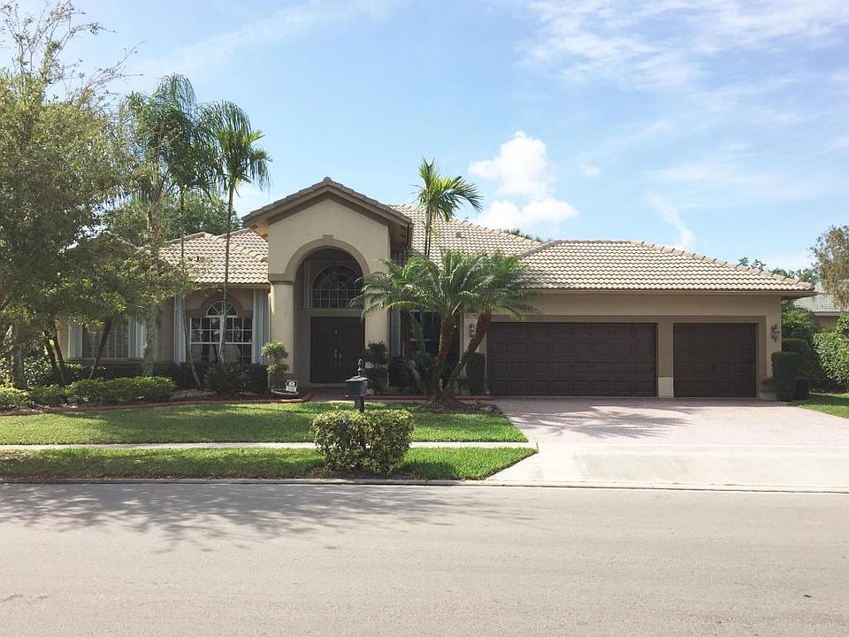 1st image of 6596 Nw 72nd Place