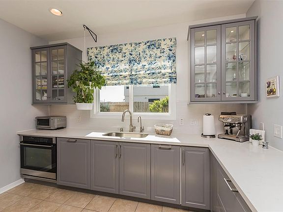 5th image of 4803 Vintage Grove Ct