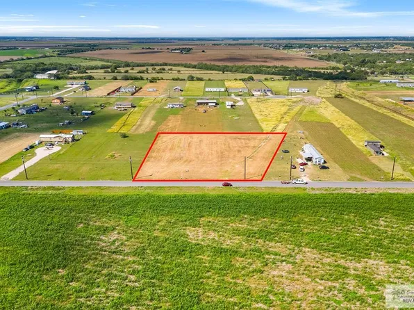 4811 Mile 1 1/2 W, Mercedes, TX 78570