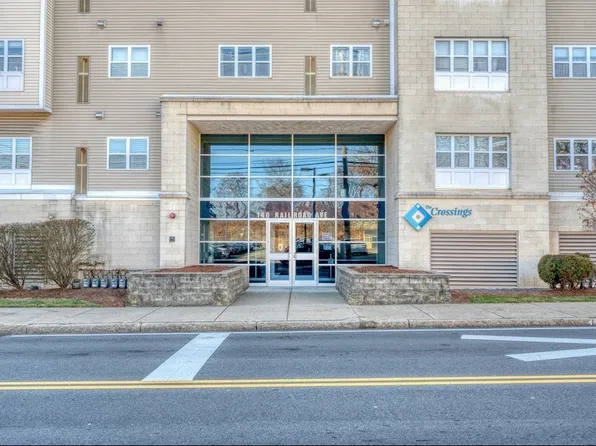 140 Railroad Ave APT B111, Norwood, MA 02062