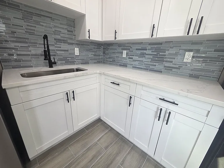 14906 N Bayshore Dr #1 — Photo 10