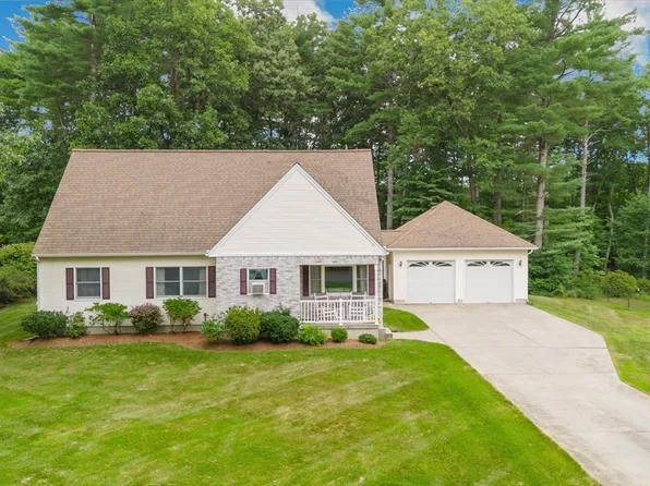 16 Pine Hill Rd, Easthampton, MA 01027