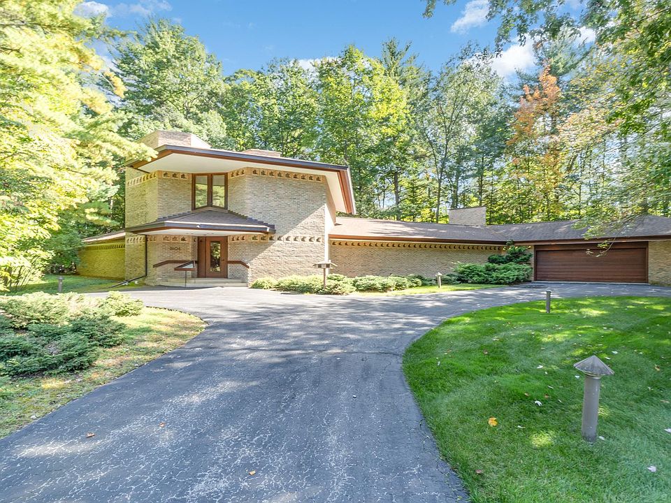 1st image of 3606 White Pine Way