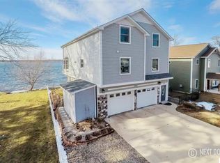 277 Edgewood Dr, Jackson, MI 49201