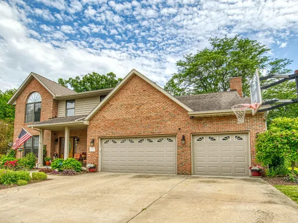 1136 W Brookforest Dr, Peoria, IL 61615