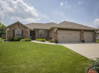 3926 W Durango Ct, Springfield, MO 65810