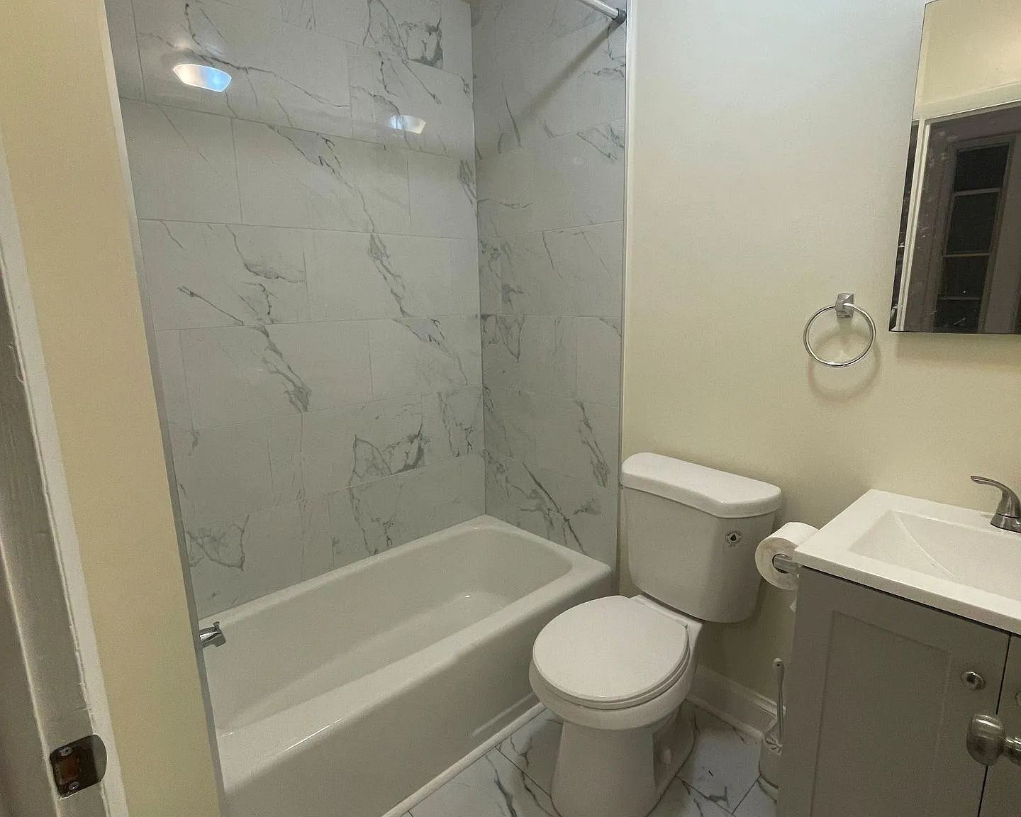 Charming Apartment Units in Charles Village, Baltimore, MD! — Photo 4