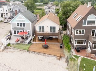989 Fairfield Beach Rd, Fairfield, CT 06824