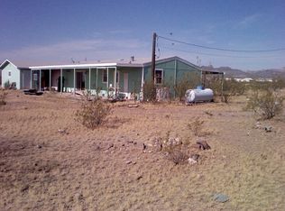 3724 N Ehrenberg Rd, Golden Valley, AZ 86413