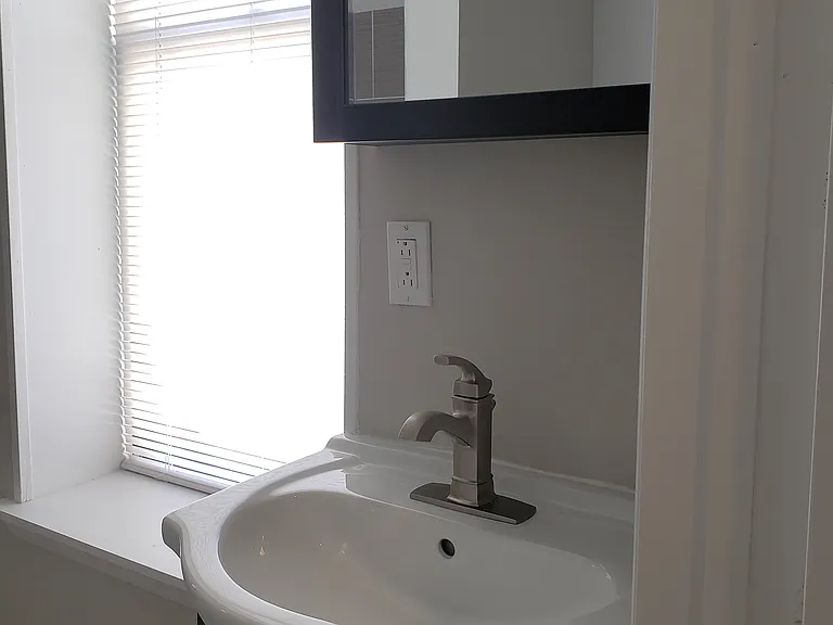 213 S 41st St #C — Photo 26