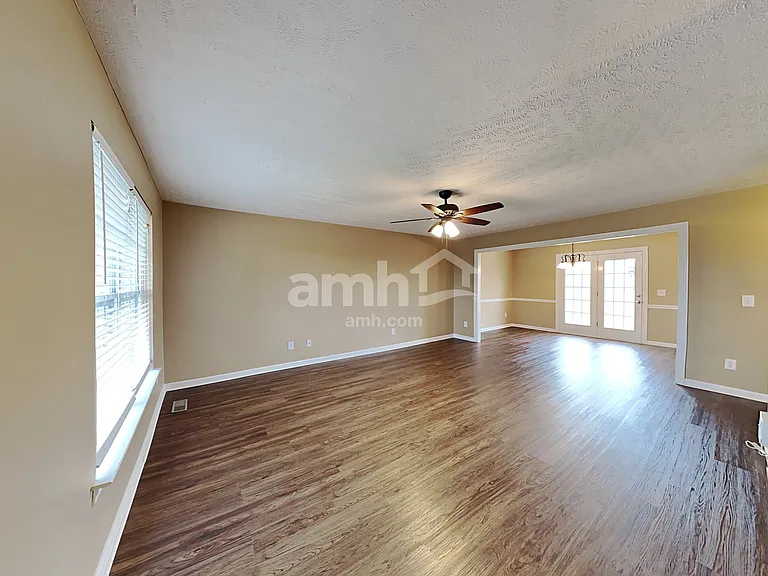 4923 Ark Ln — Photo 4