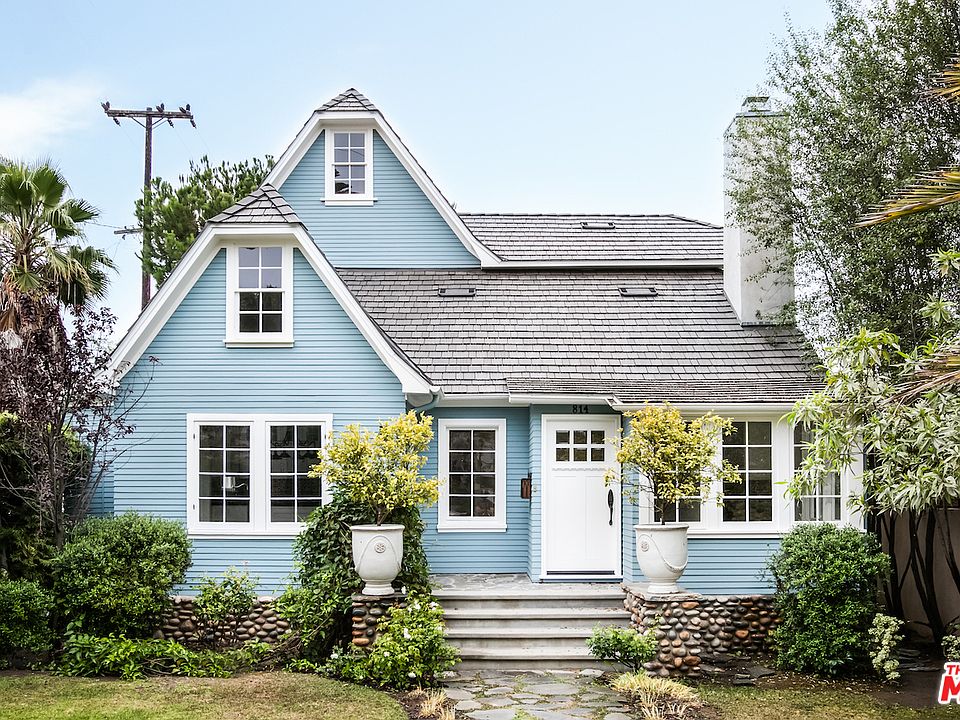 1st image of 814 Georgina Ave