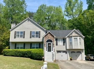 3916 Garrett Springs Dr, Powder Springs, GA 30127