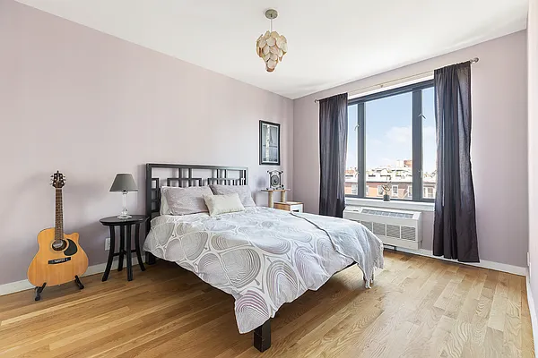 Sold by Compass | media 9