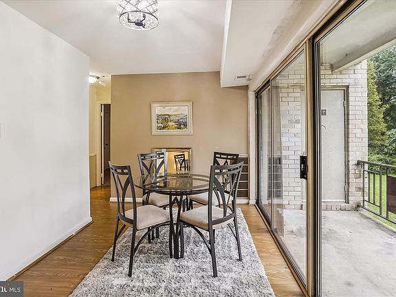 5th image of 12305 Braxfield Ct #401
