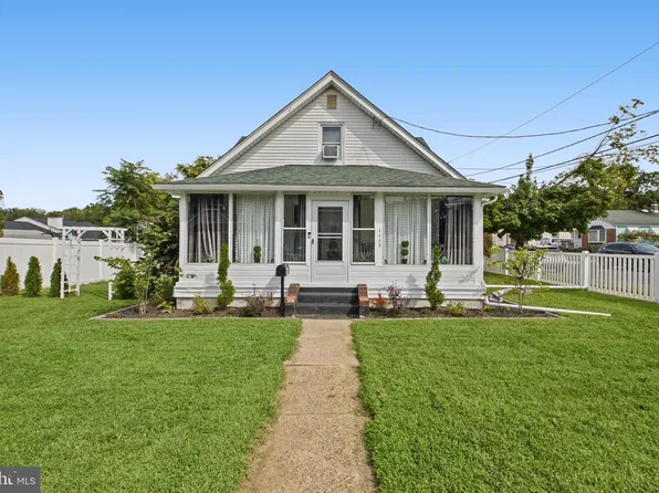 1117 High St, Burlington, NJ 08016