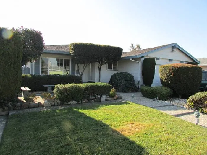37799 Manzanita St photo 1