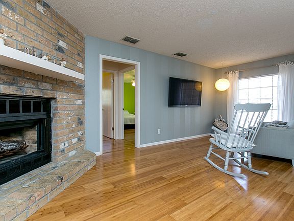 5th image of 2826 S Sea Dr