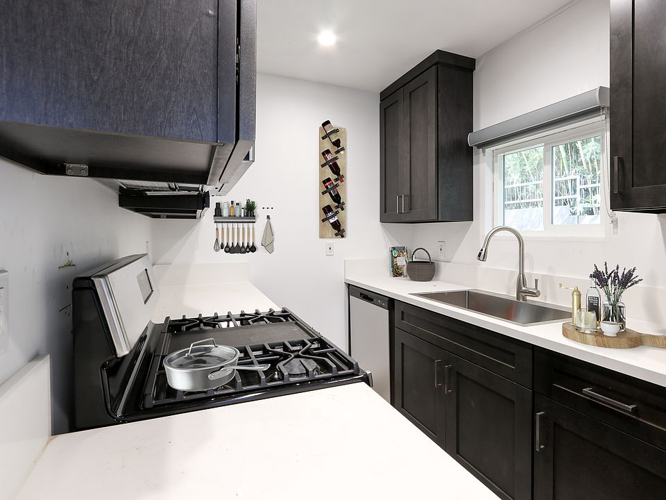 1st image of 410 Lucas Ave #S
